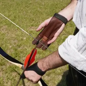 3 Finger Archery Glove-Deer/Cord