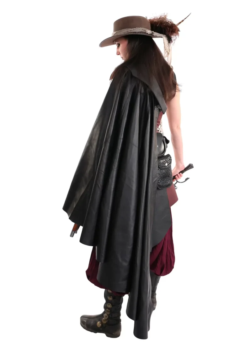 Musketeer Capelet, image size:800x1120