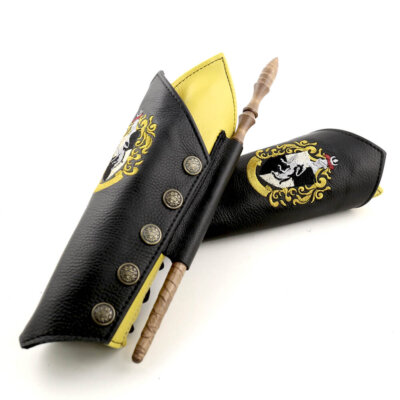 Men's Dueling Bracers : Badger Crest