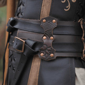 viking_belt_womens_lifestyle_closeup_4_sq